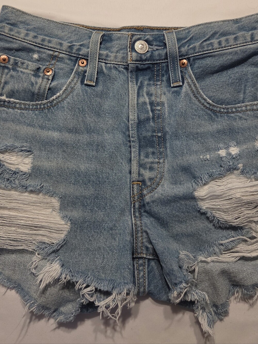 Levi's Light Blue Distressed Denim Cutoff Shorts sz 24